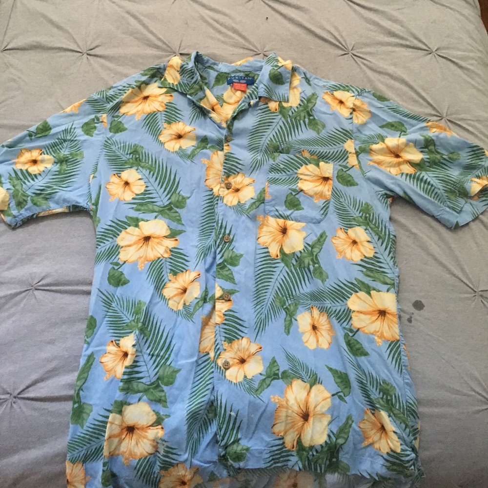 Medium Hawaii button up