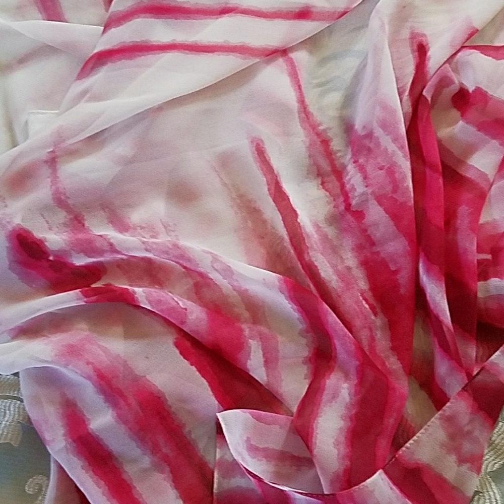 Red/White Scarf