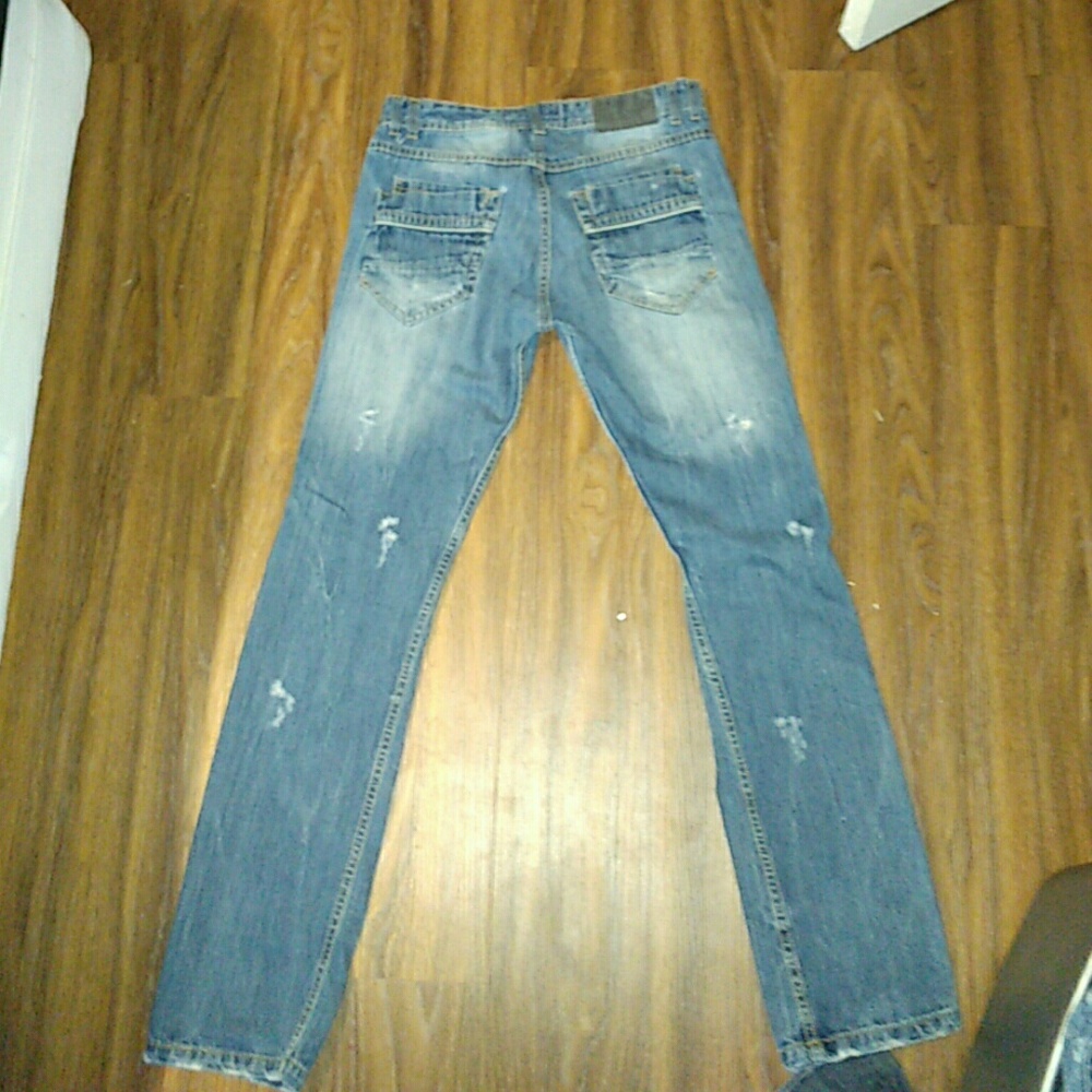 Copper Rivet Men Jeans (Distressed) - Picture 3 of 5
