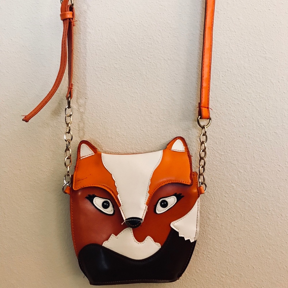Fax faced Sling bag !