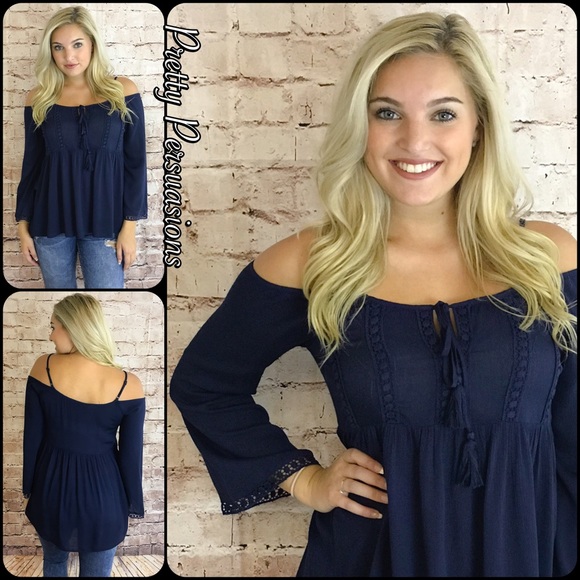 Navy Cold Shoulder Bell Slv Crochet Trim Top - Picture 4 of 4