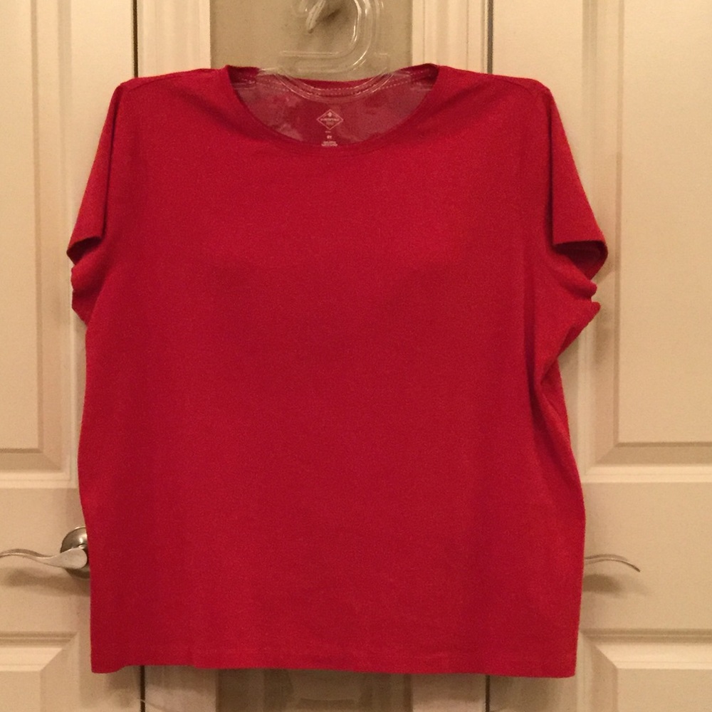 Red Short Sleeve Top
