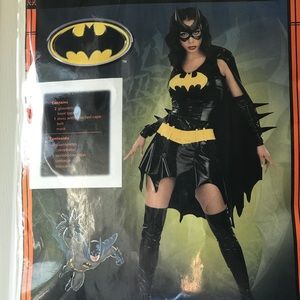 Adult Women Batgirl costume size adult small (4-6)