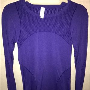 Gap Fit Compression Long Sleeve Size Small