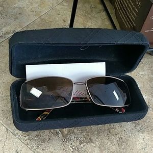Vera Bradley Sunglasses Vera Bradley Sunglasses