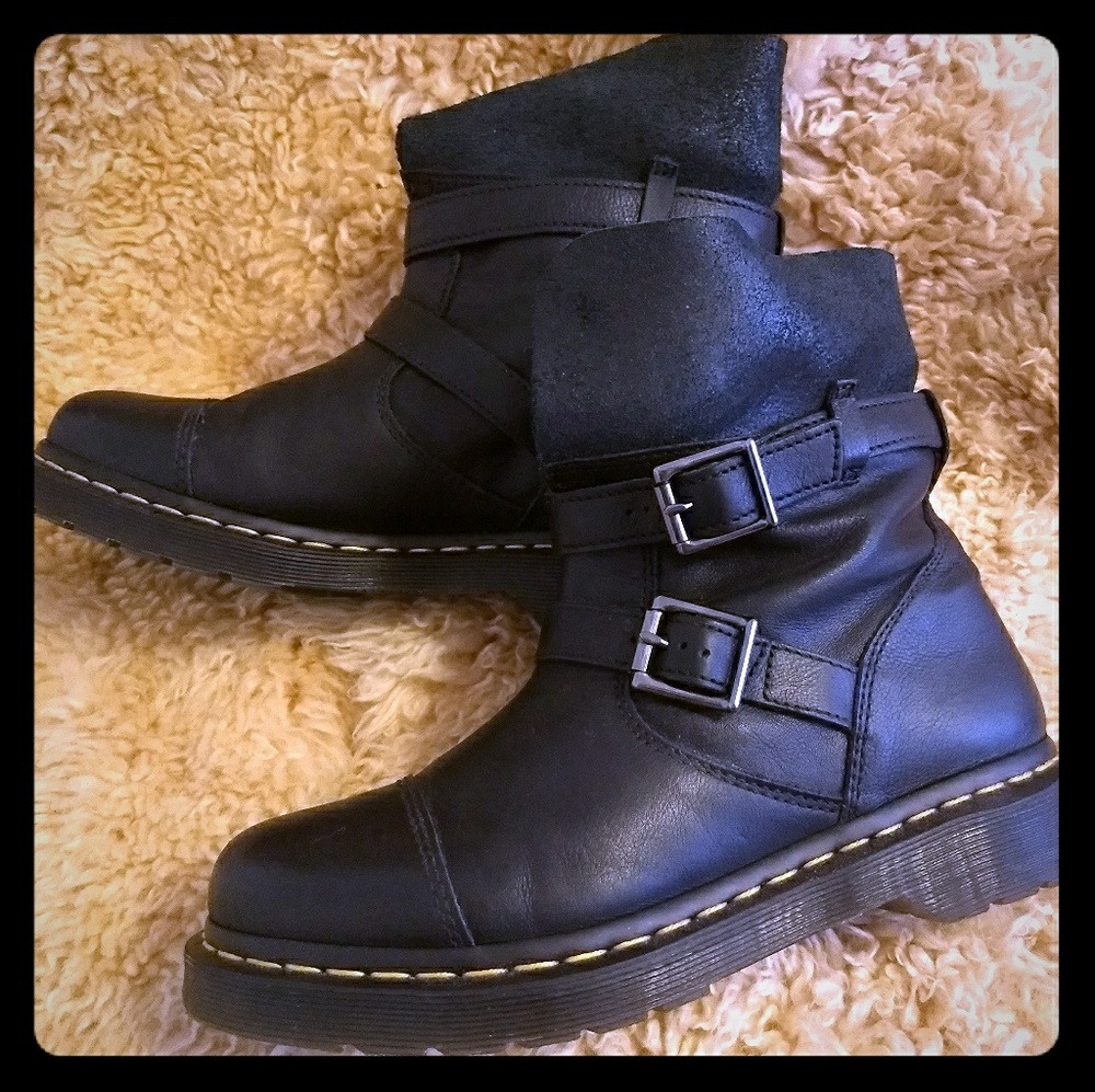 Dr. Martens Kristy boots