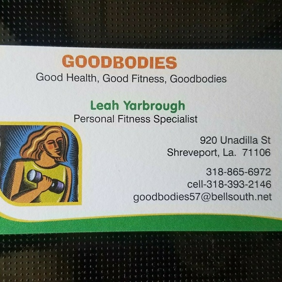 Meet your Posher, Leah - Picture 2 of 8