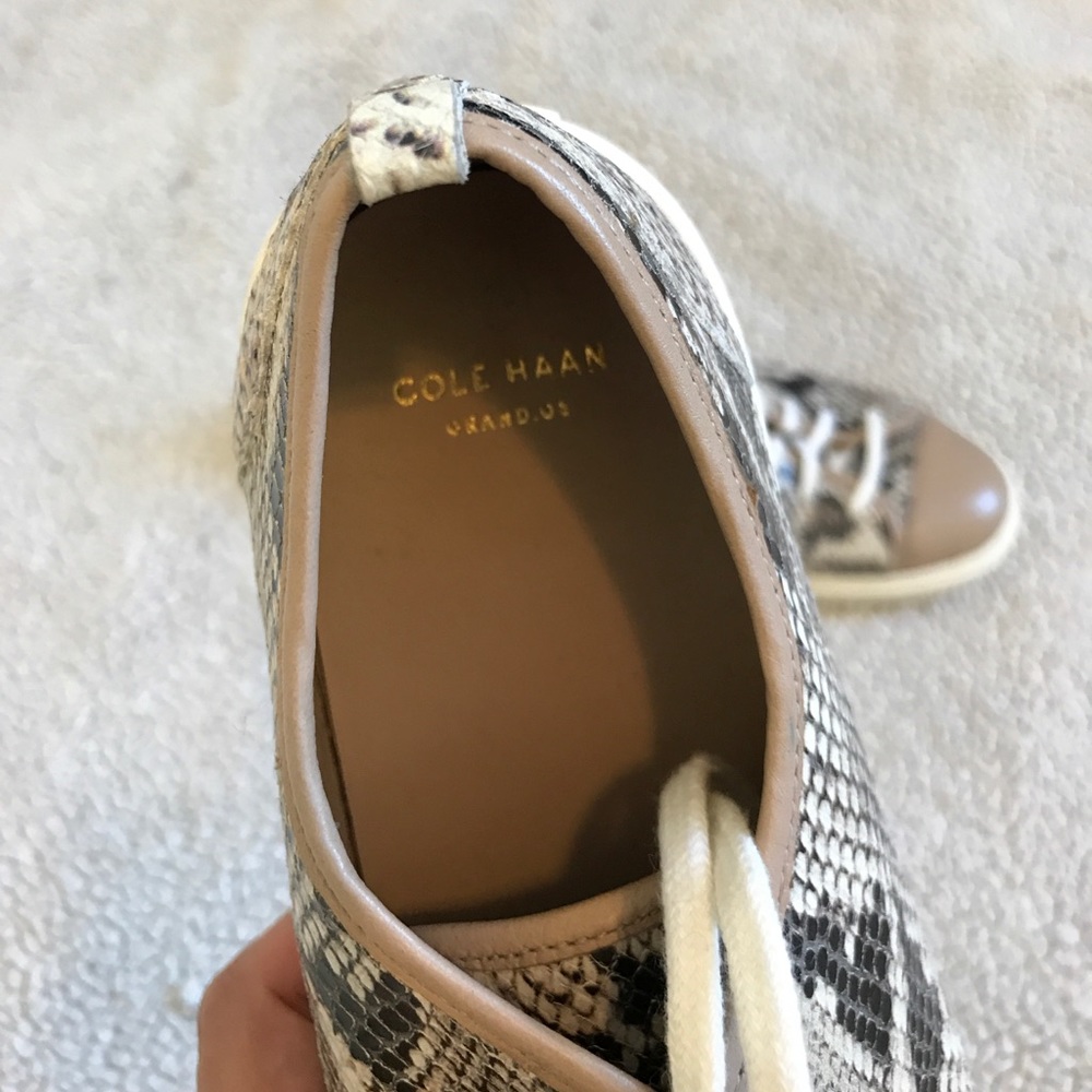 Cole haan snake skin leather sneakers size 7 - Picture 2 of 2
