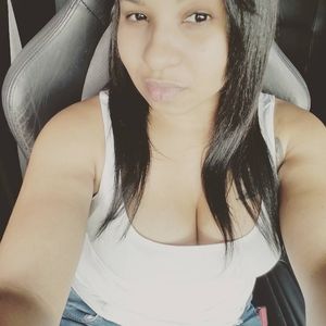 Meet your Posher, Ariela