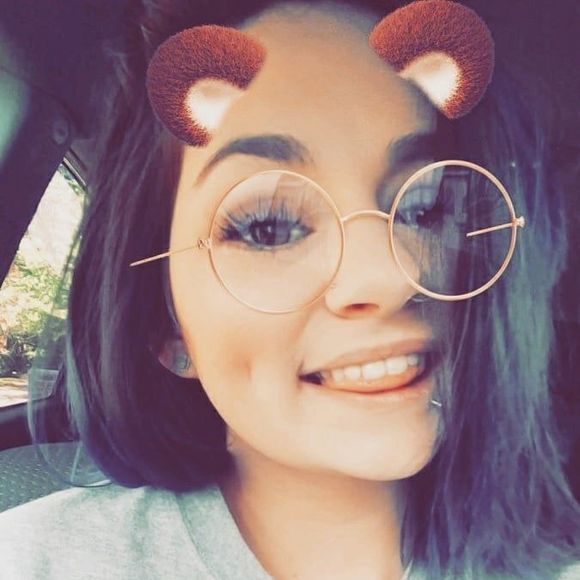 Meet your Posher, Sam e - Picture 1 of 1