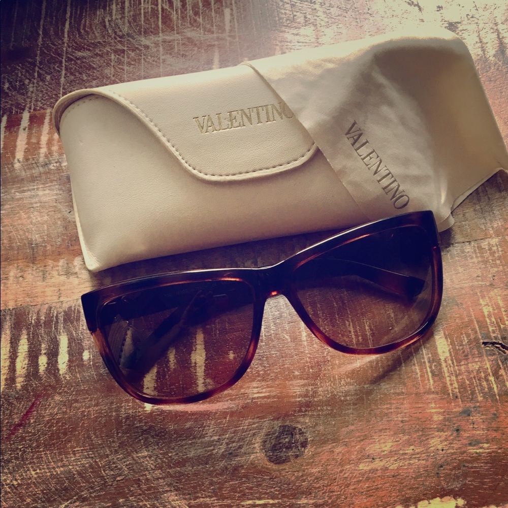 Valentino sunglasses