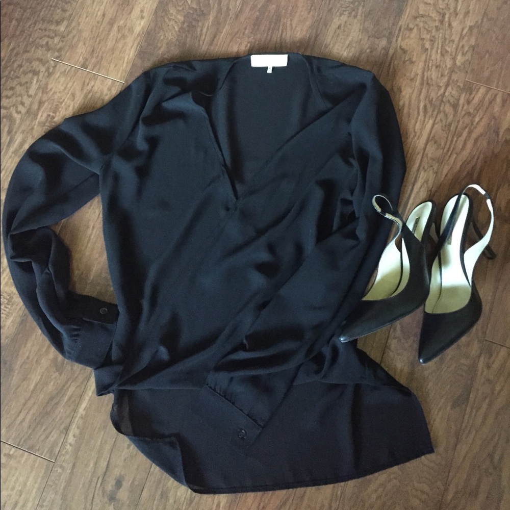 🍁SALE🍁WAYF Sheer Black Top with Hi-Low Hem