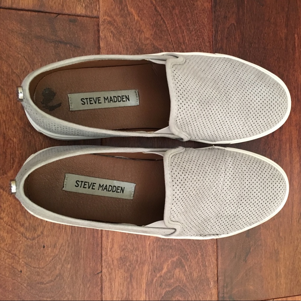 Steve Madden slip ons