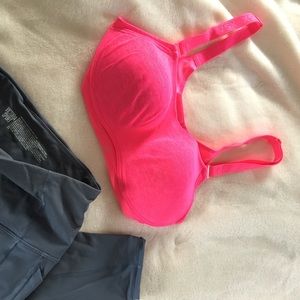 VICTORIA SECRET SPORTS BRA✨✨