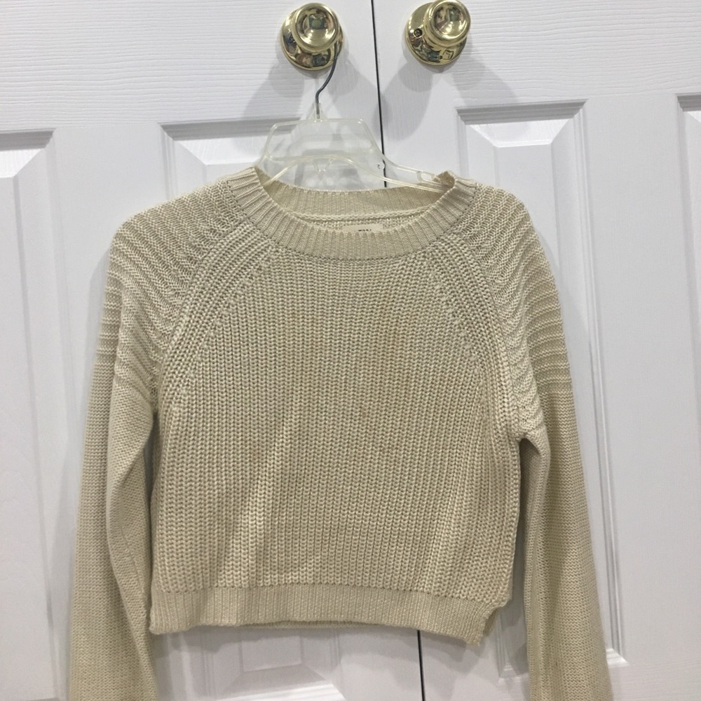 Cropped sweater