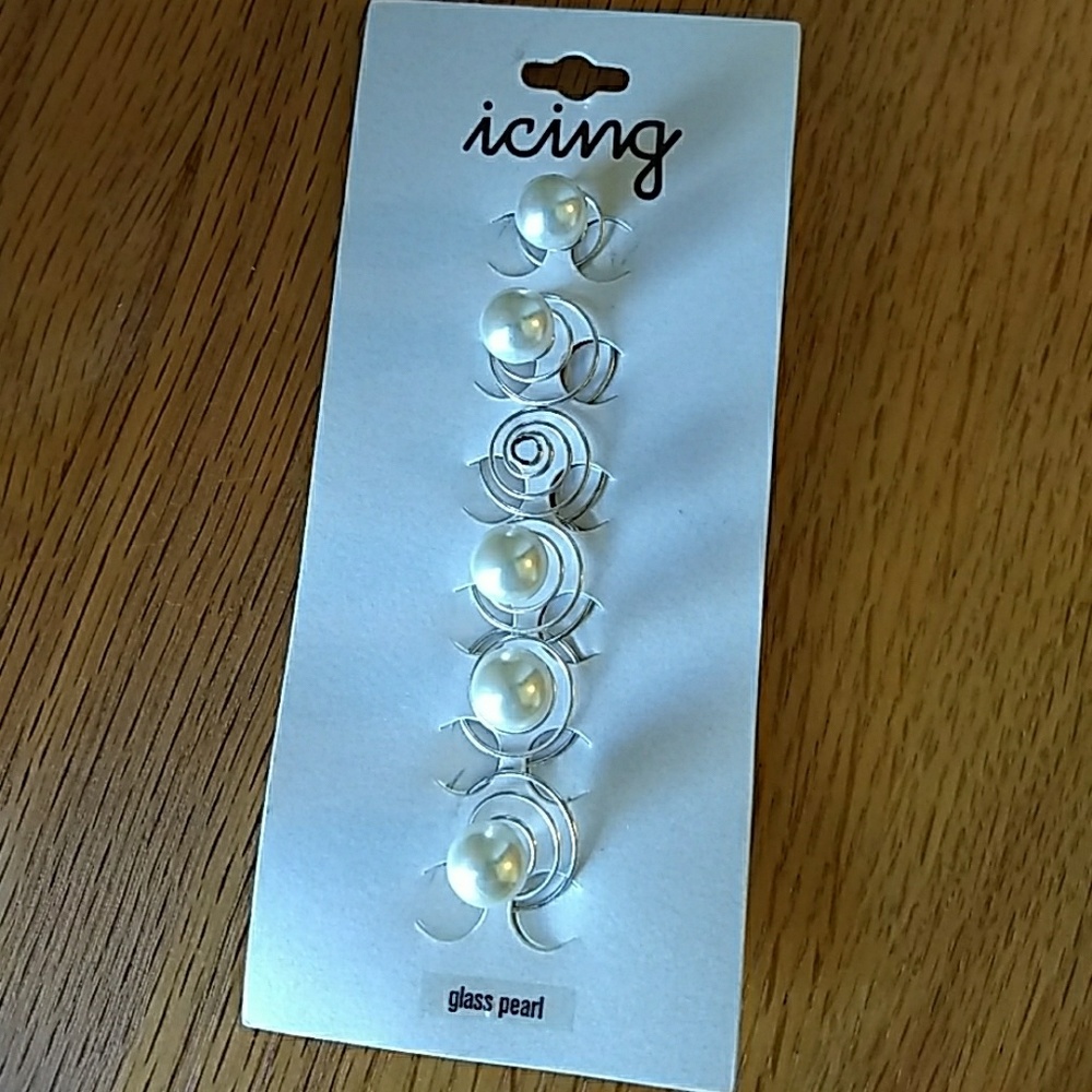 Wedding hair accessories