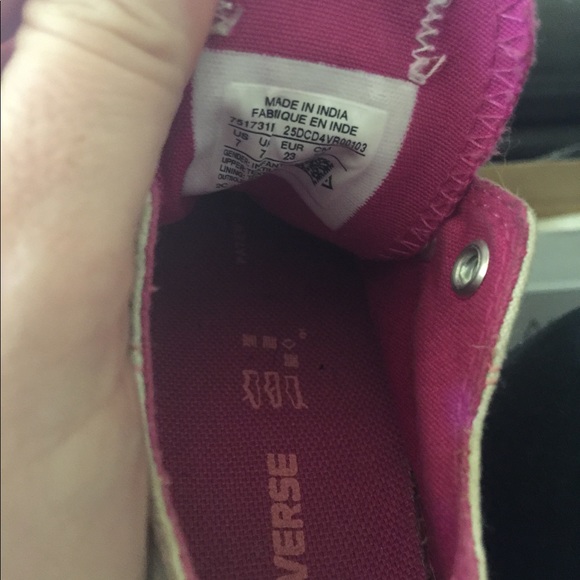 Low top converse - Picture 2 of 2