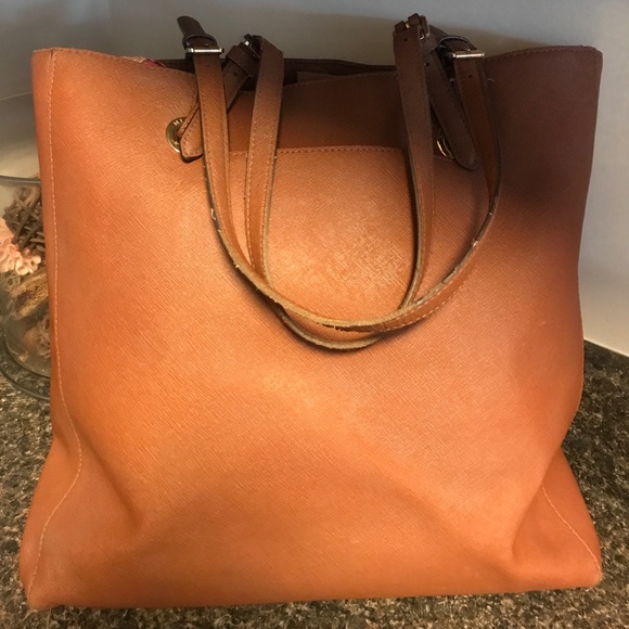 Authentic Michael Kors bag - Picture 3 of 8