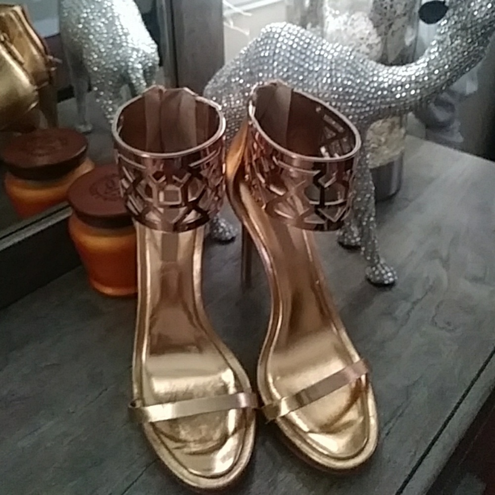 Shoes bcbg