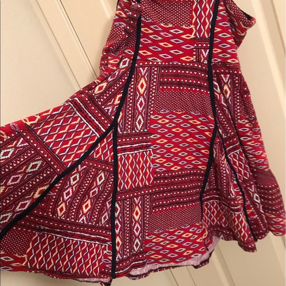 Adorable Bustier style fit and flare dress - Picture 4 of 4