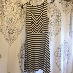 Striped black and white dress