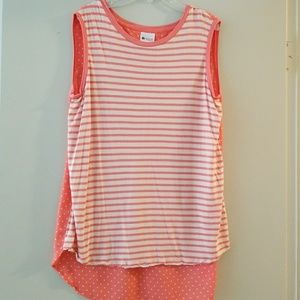 Stylus sleeveless top