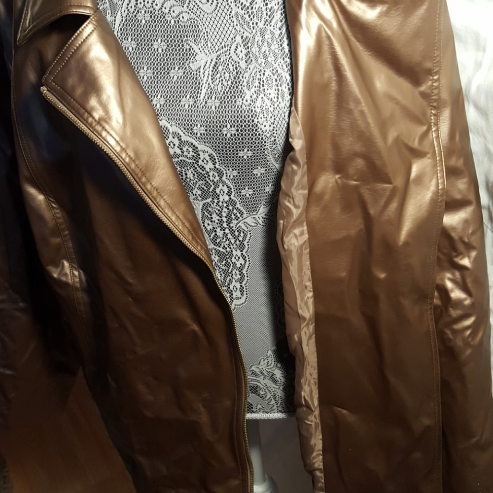 Jacket - Picture 4 of 5