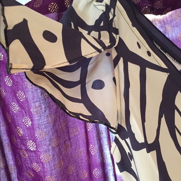 Tea and honey blouse - Picture 2 of 3