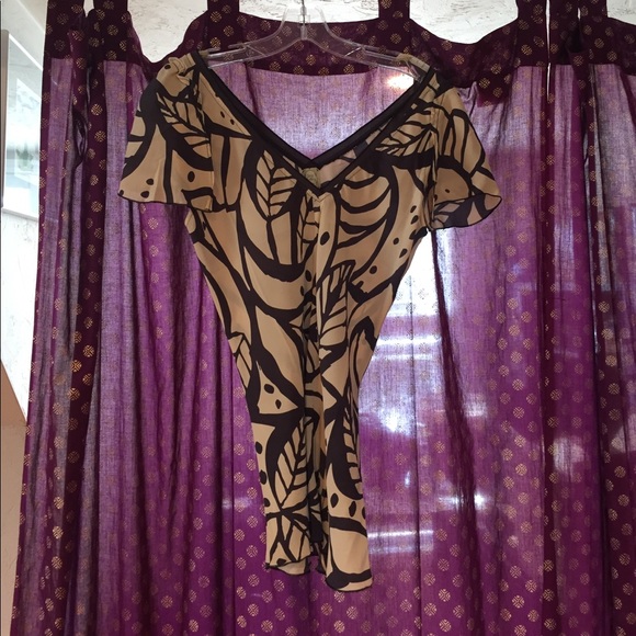 Tea and honey blouse - Picture 3 of 3