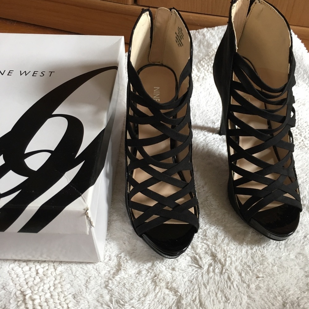 SOLD! NWT Strappy Nine West Heels