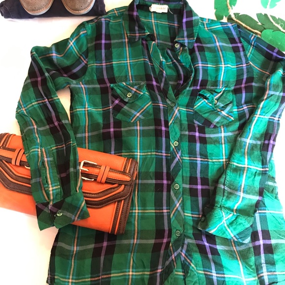 Maison Jules Tops - Maison Jules. Plaid Button-Down. Small.EUC
