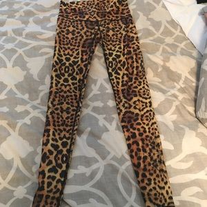 Teeki leggings