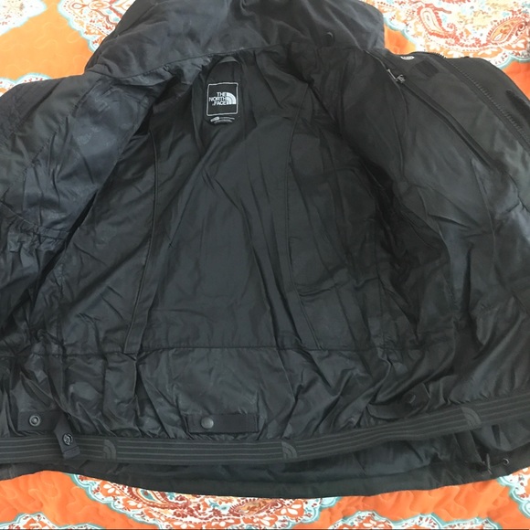 The North face jacket - Picture 2 of 6