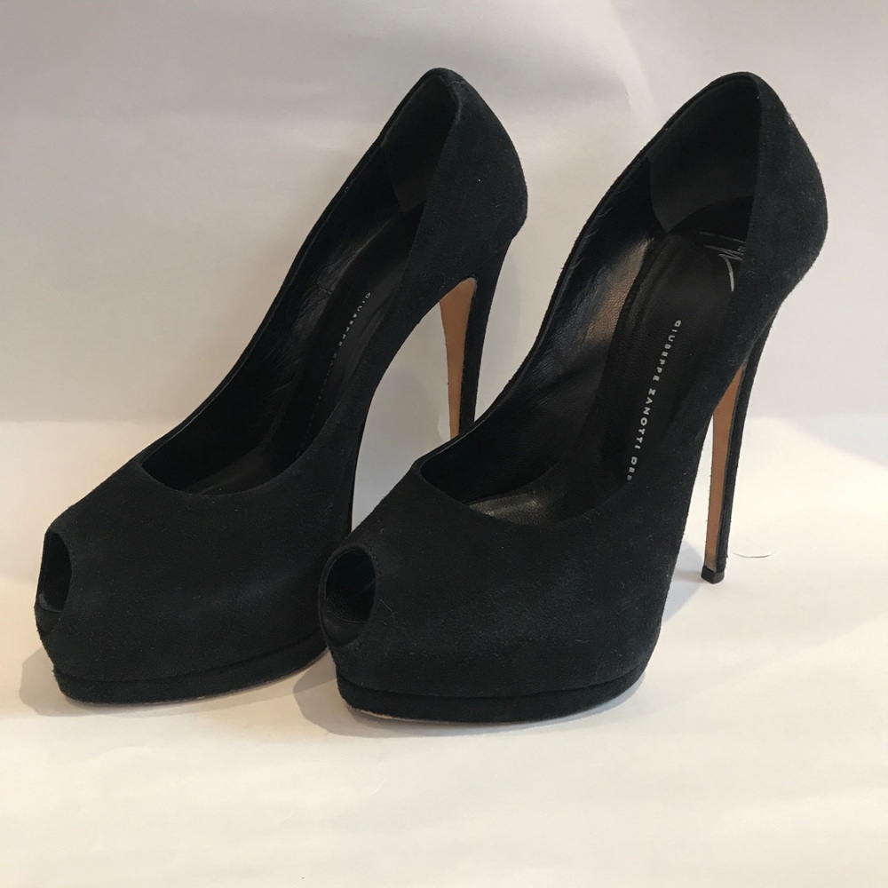 Guiseppe Zanotti Platform Peep-toe Black Heels