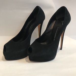 Guiseppe Zanotti Platform Peep-toe Black Heels Guiseppe Zanotti Platform Peep-toe Black Heels