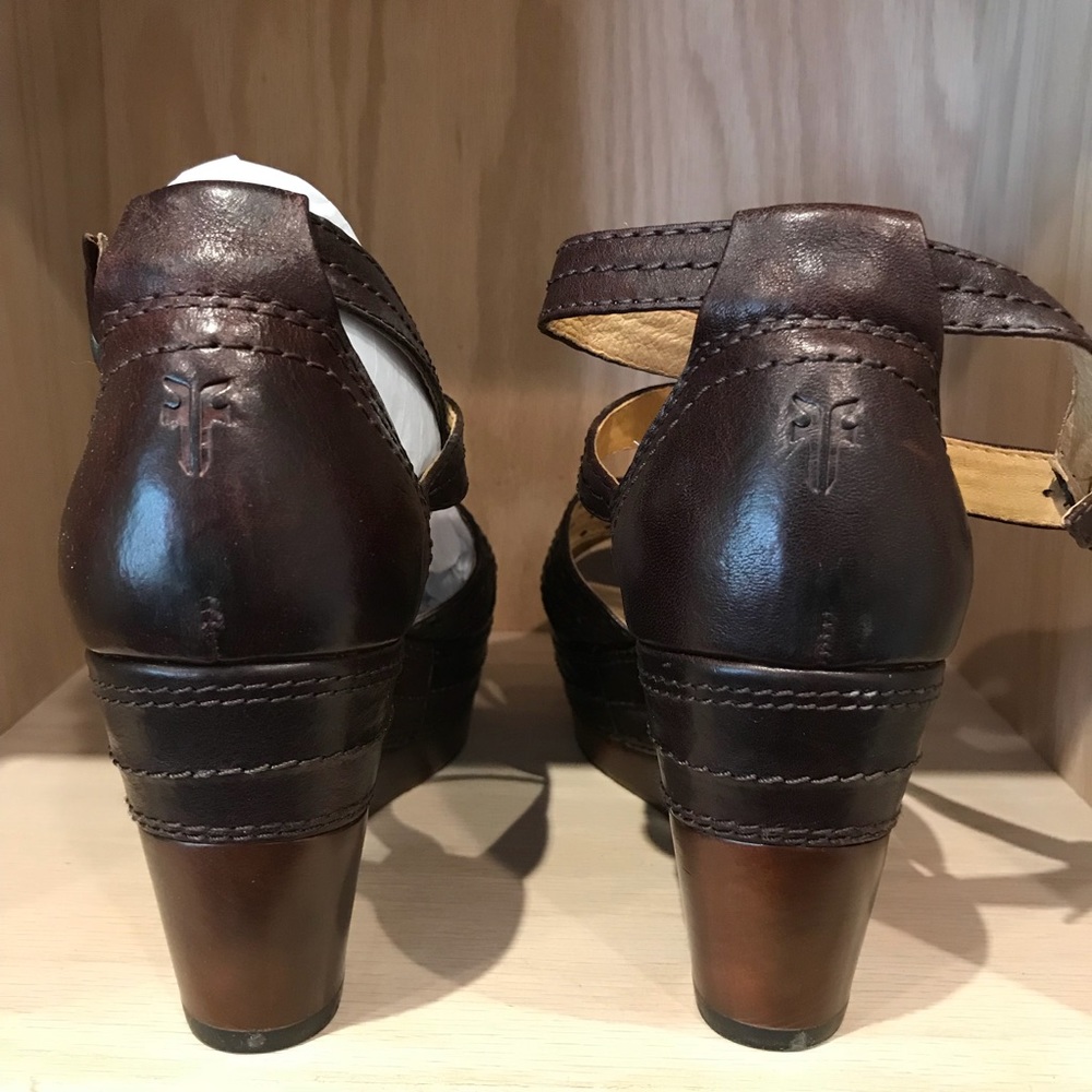 Frye Carlie Perf sandal wedges - Picture 5 of 5