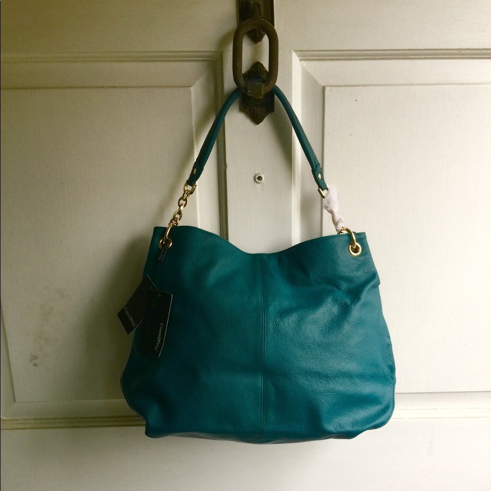 Cuore&pelle leather bag in teal.