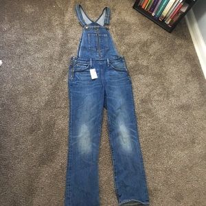 Brand new Levi Cropped Overalls