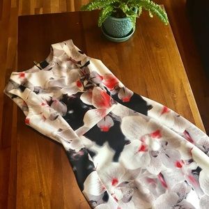Beautiful Calvin Klein Floral dress!!