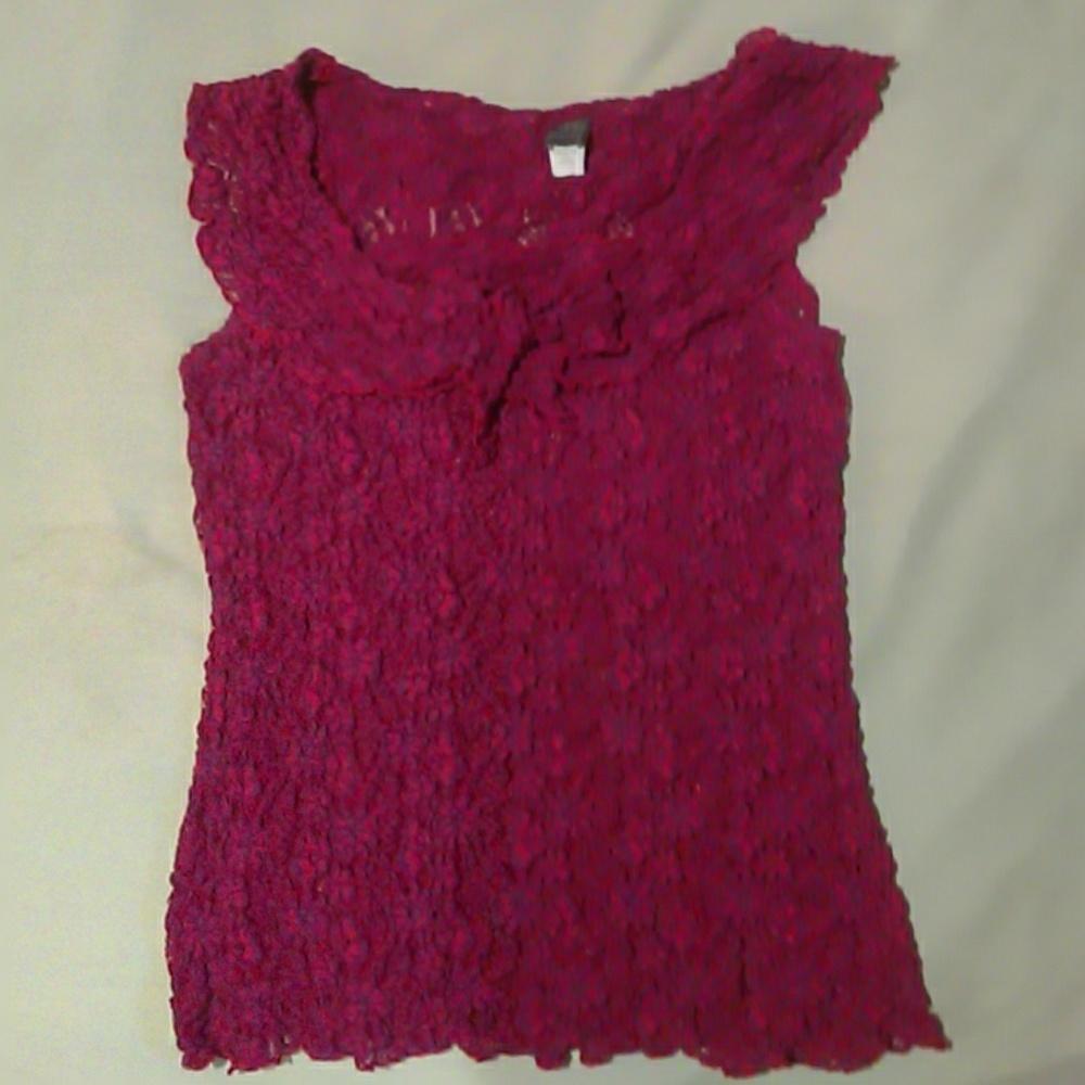Pink-red sleeveless blouse