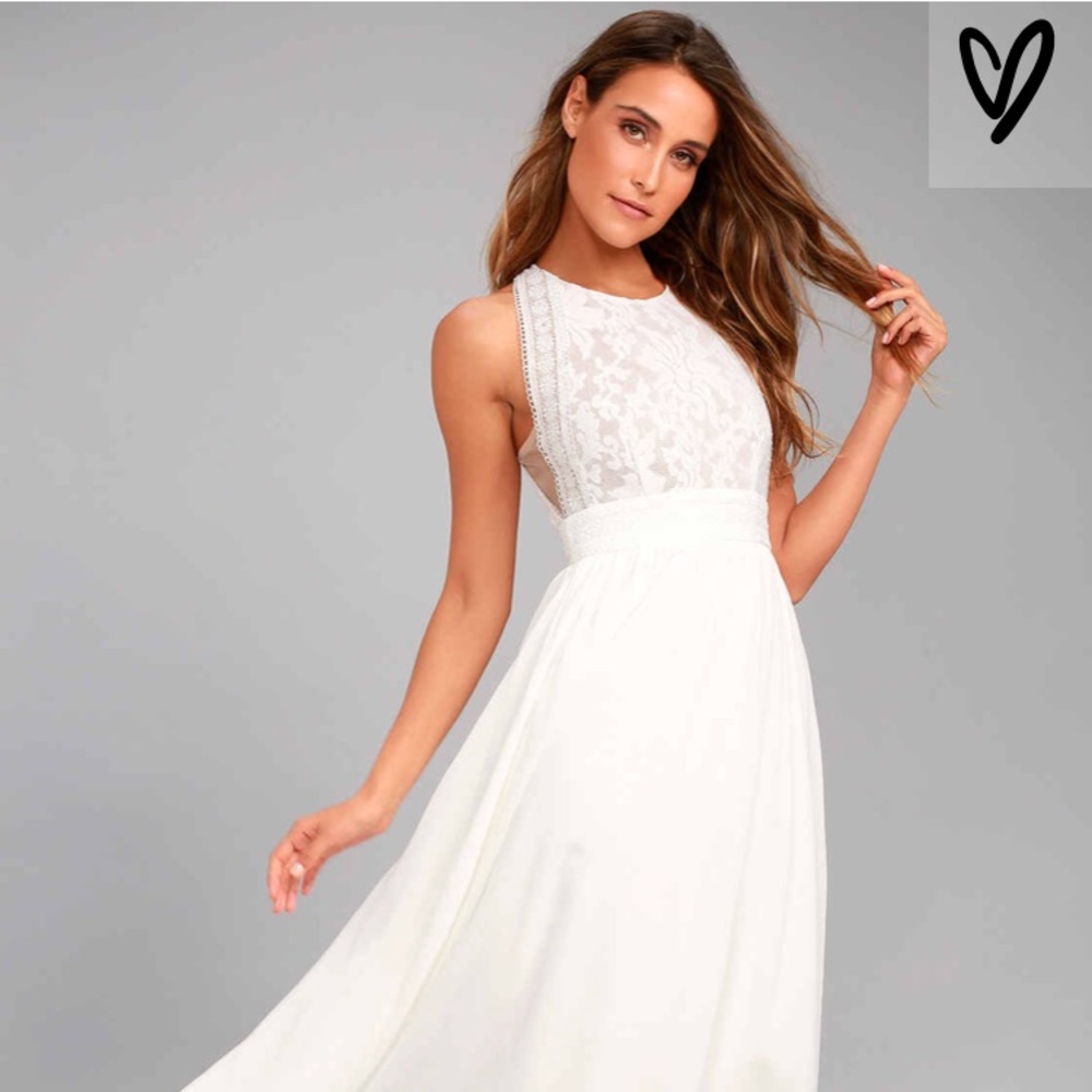 Lulus white dress/wedding dress