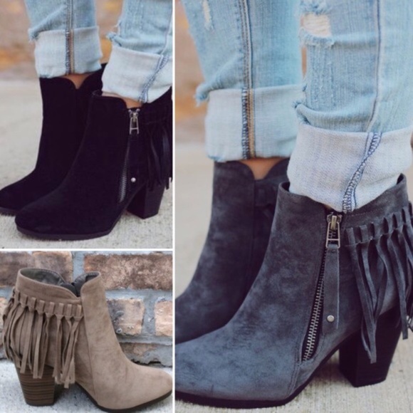 ❤️6 or 8❤️ Black Vegan Leather Suede Heel Booties - Picture 3 of 5