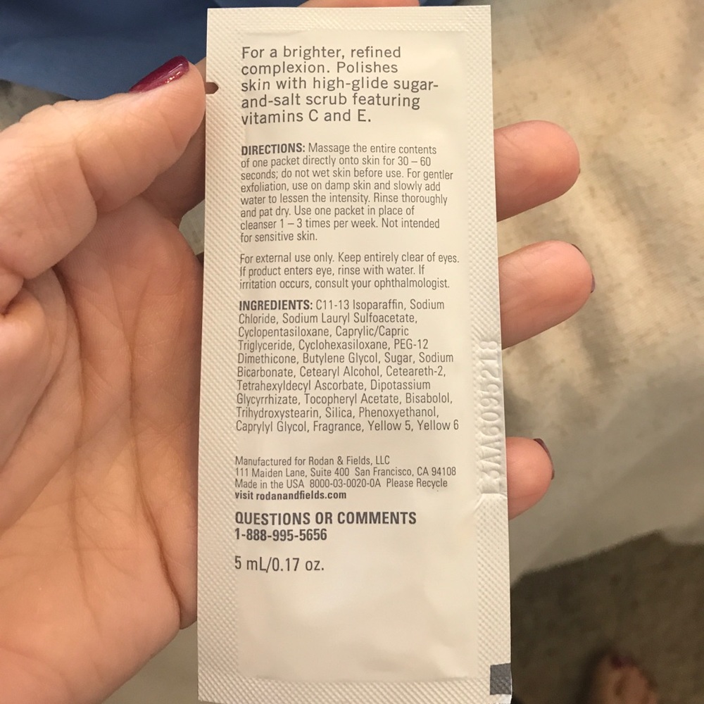 Microdermabrasion paste packets - Picture 3 of 3