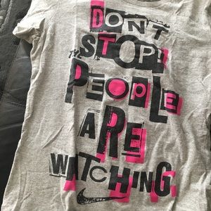 NIKE t shirt