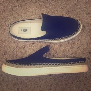 New Ugg Caleel Slides