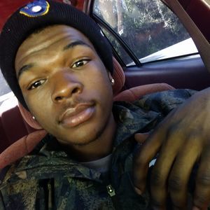 Meet your Posher, Derrick