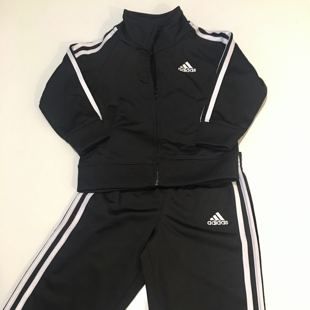 Adidas 2-piece tracksuit in 18m EUC