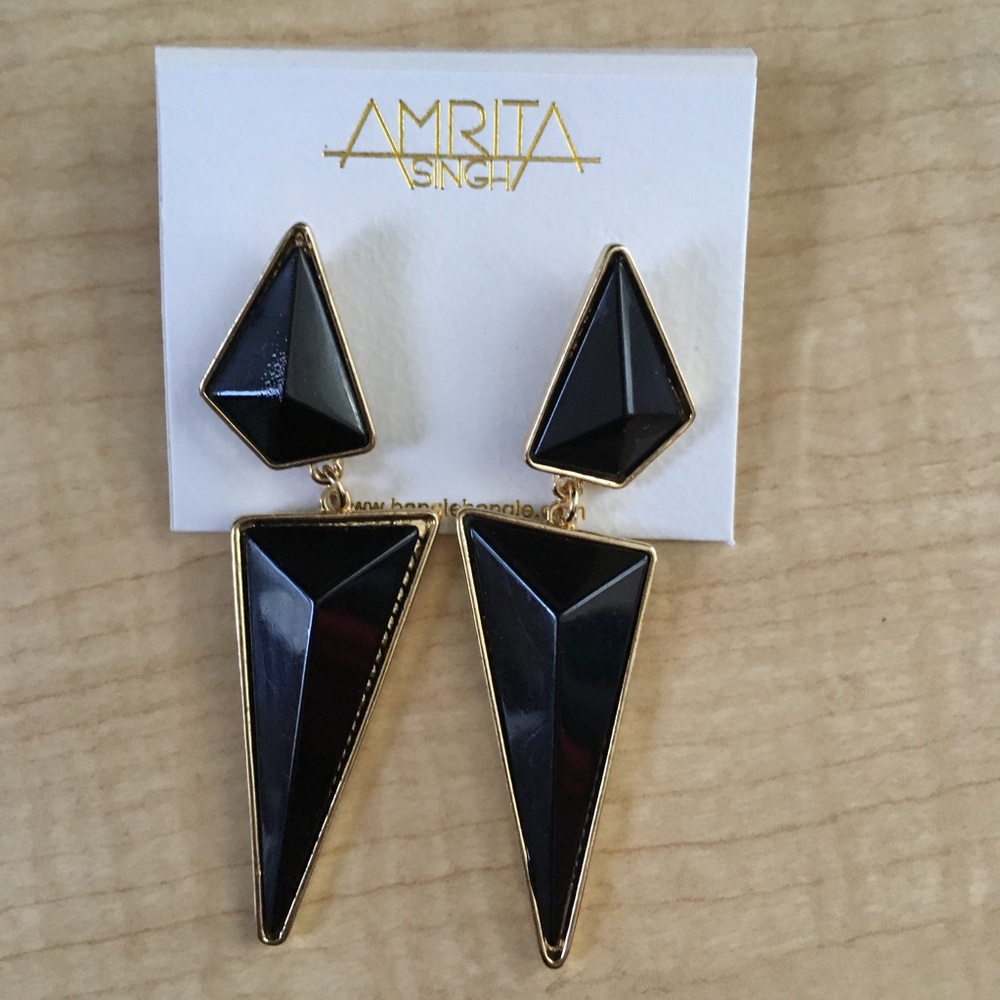 Amrita Singh Northampton Earrings Jet Black