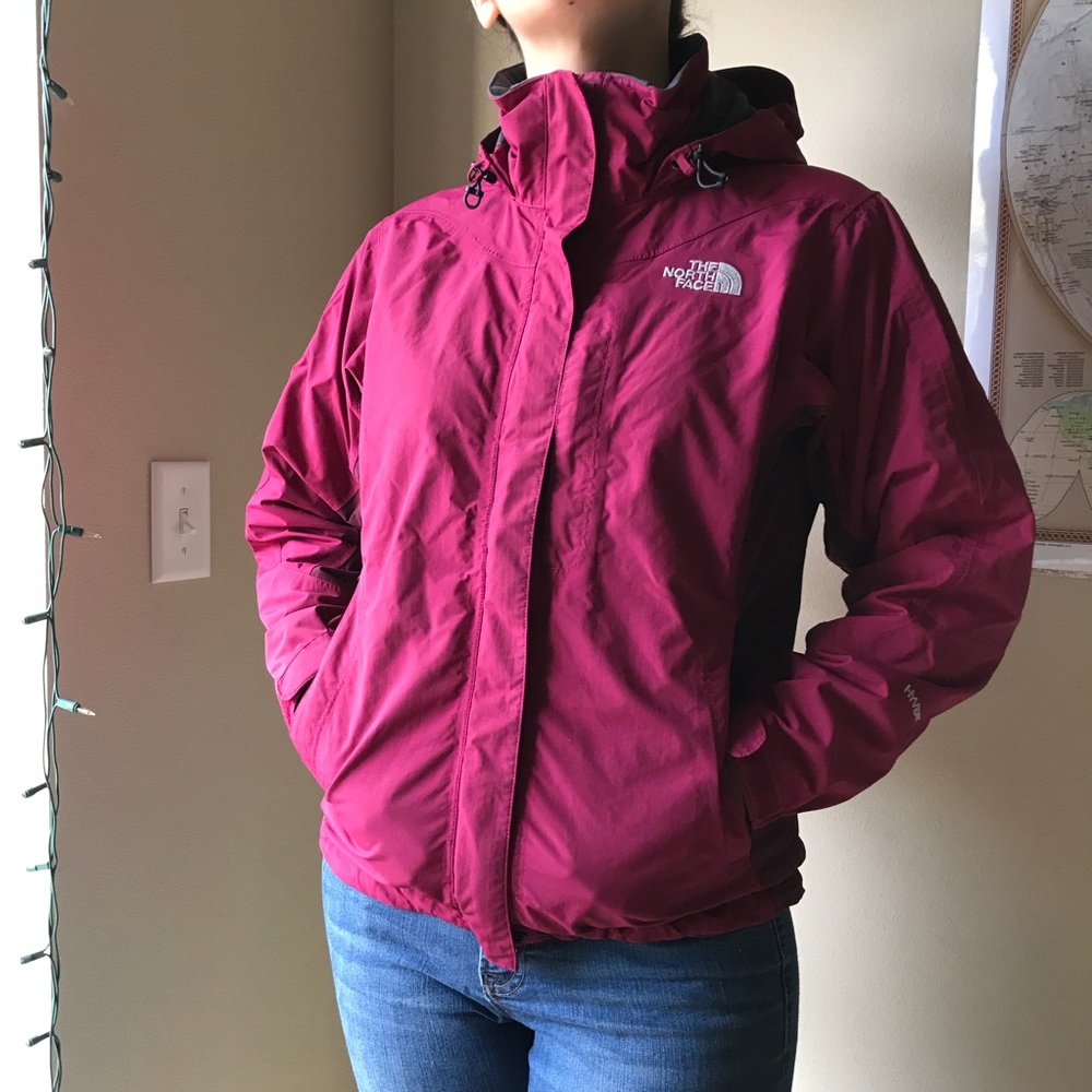 Final price!! North Face magenta Hyvent jacket