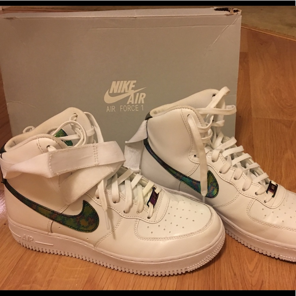 Nike Air Force 1 High LV8 Men’s Basketball Shoes